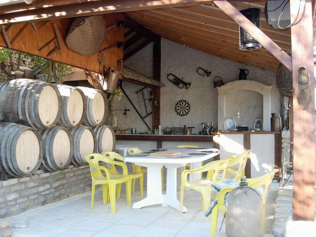 Lud'Hôtel Savigny-lès-Beaune Buitenkant foto